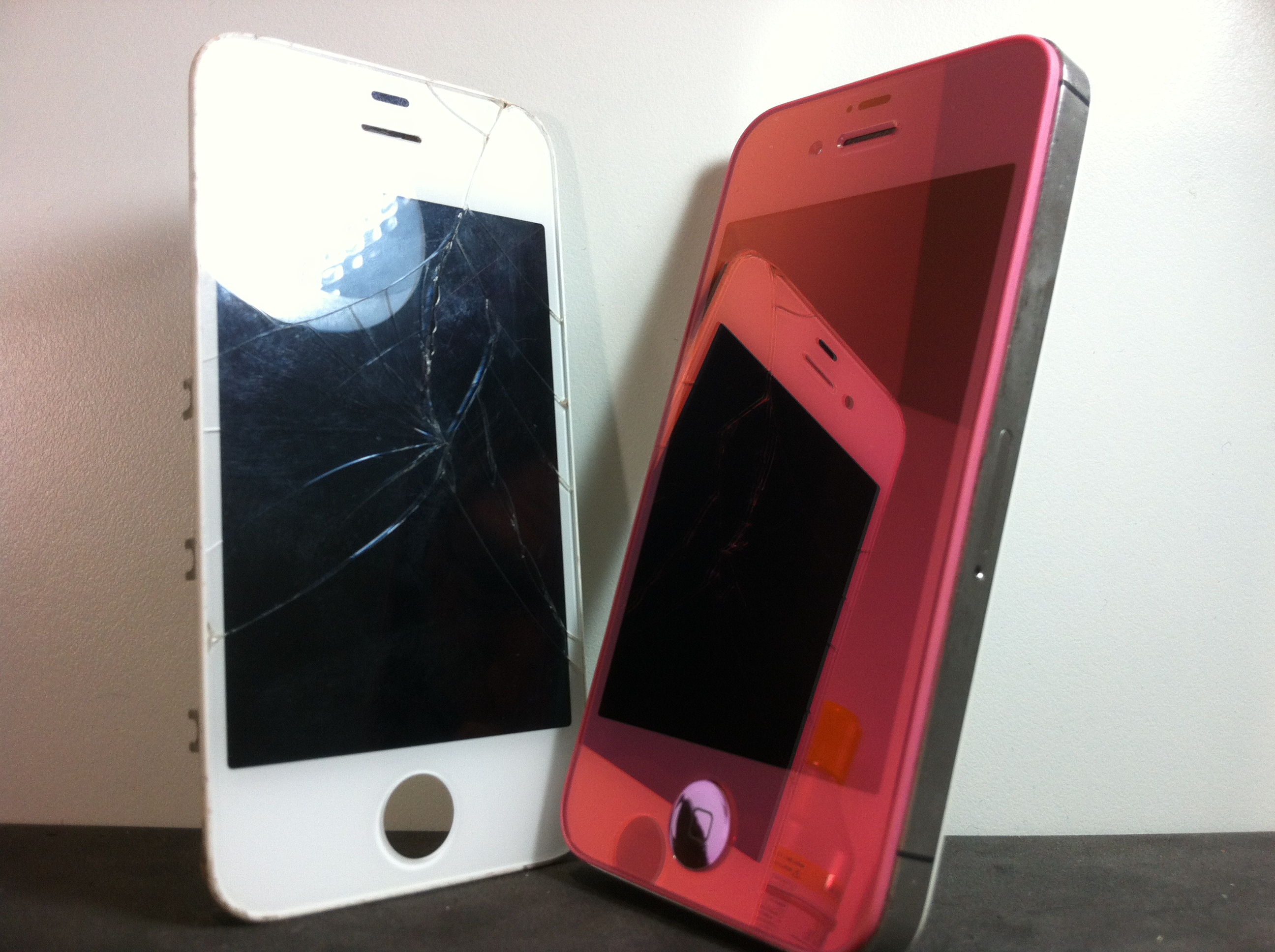 iPhone4Sガラス割れカスタム修理